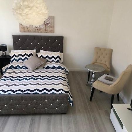 Beautiful Large Room In London Flat 외부 사진
